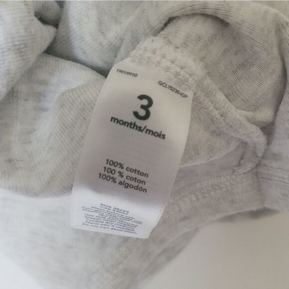 Carter's Dark Grey & Heather Grey Animal Long Sleeved Onesie Size 3 Months - Picture 2 of 4